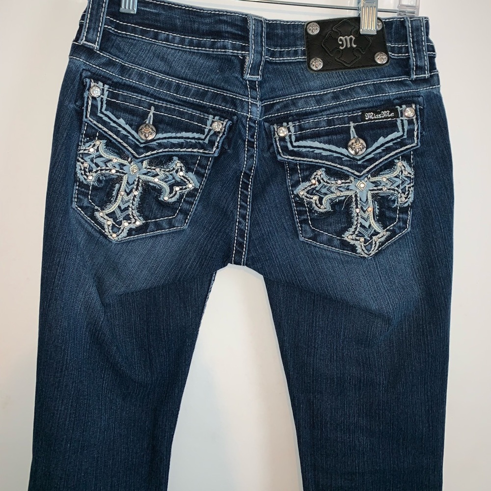 Cute never worn jeans